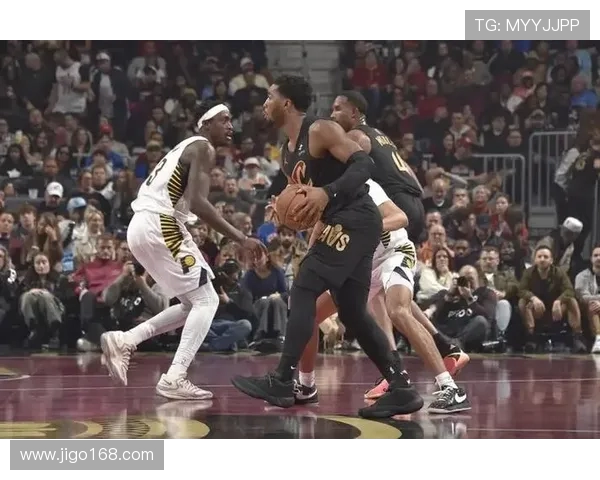 升东部第三！骑士4人20+轻取步行者 米切尔32+9内姆32+8